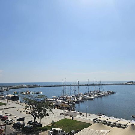 Апартаменты Blue Marina Sea View Мангалия Экстерьер фото